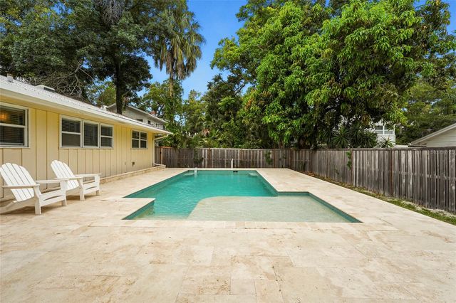 2480 ALAMEDA AVENUE, Sarasota, FL 34234