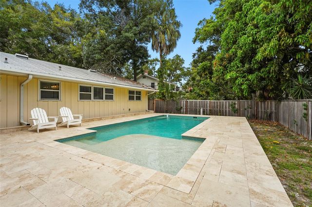 2480 ALAMEDA AVENUE, Sarasota, FL 34234