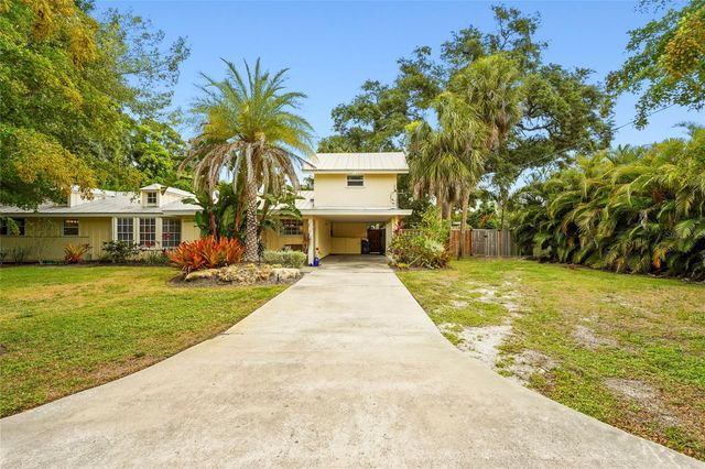 2480 ALAMEDA AVENUE, Sarasota, FL 34234