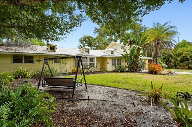 2480 ALAMEDA AVENUE, Sarasota, FL 34234