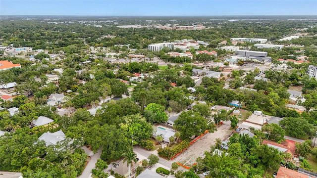 2480 ALAMEDA AVENUE, Sarasota, FL 34234