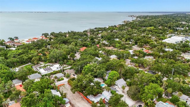 2480 ALAMEDA AVENUE, Sarasota, FL 34234