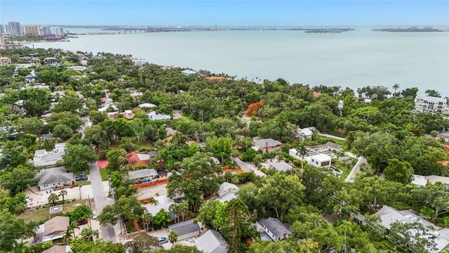 2480 ALAMEDA AVENUE, Sarasota, FL 34234
