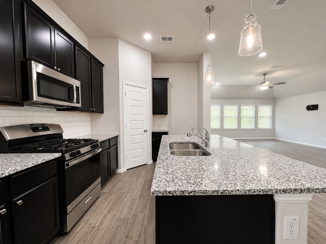 3720 Yarrow Drive, Denton, TX 76226