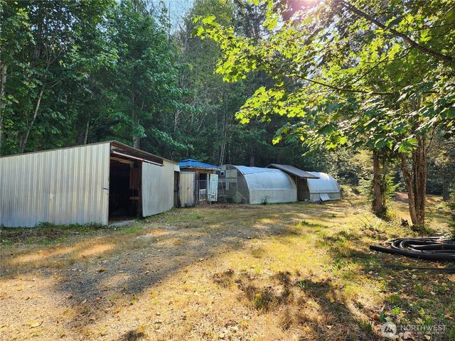 554 Briarwood Lane, Brinnon, WA 98320