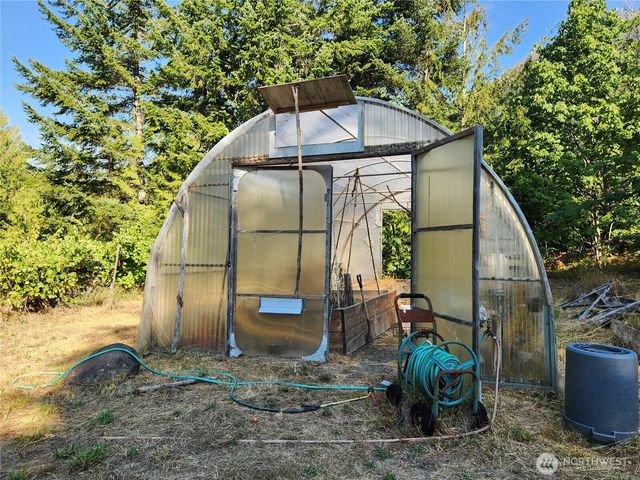 554 Briarwood Lane, Brinnon, WA 98320