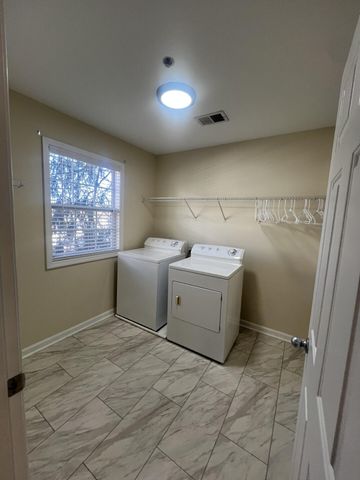 857 Malabu Drive 8100, Lexington, KY 40502