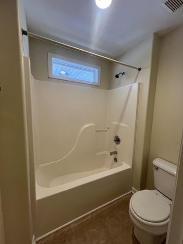 857 Malabu Drive 8100, Lexington, KY 40502