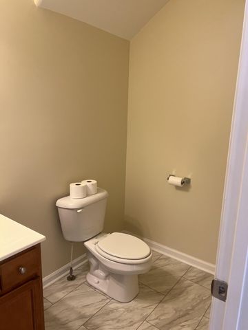 857 Malabu Drive 8100, Lexington, KY 40502