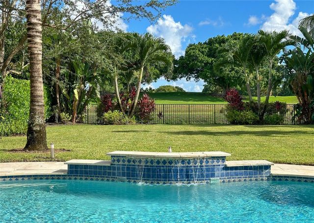 12270 Sunnydale Drive, Wellington, FL 33414