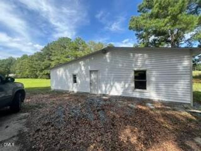 4474 Autryville Road, Autryville, NC 28318