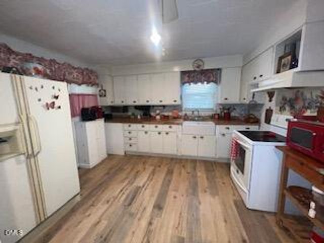4474 Autryville Road, Autryville, NC 28318
