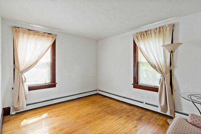 28 Central Ave, Seekonk, MA 02771
