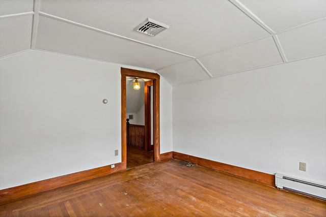 28 Central Ave, Seekonk, MA 02771