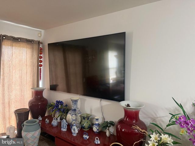 178 VERSAILLES CT, Newark, DE 19702