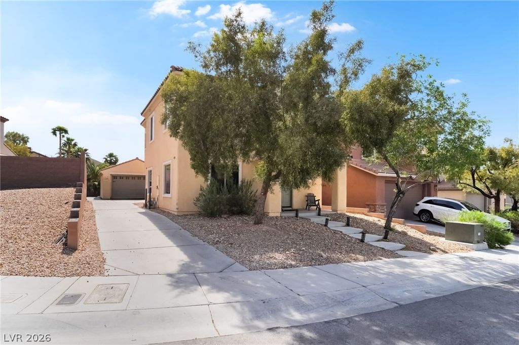 Image 2 of property listing at 2525 Pastis Court, Henderson, NV 89044
