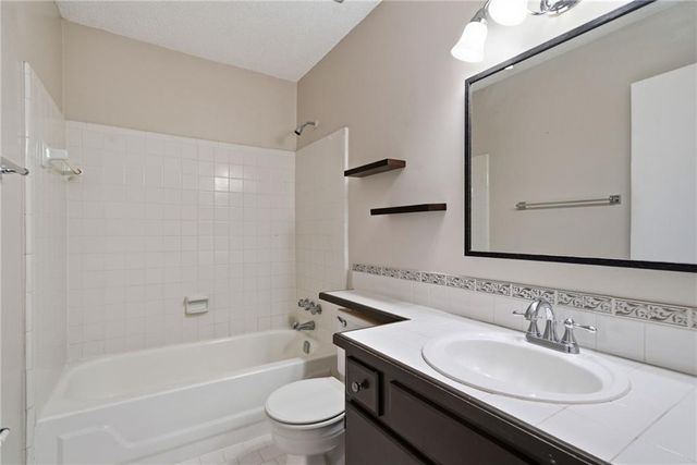 2092 Powers Ferry Trace SE, Marietta, GA 30067