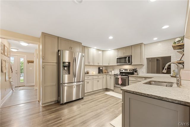 104 West Way, Camillus, NY 13031