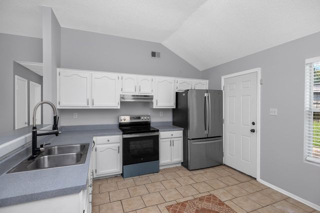 4235 WAGON TRAIL CV, Memphis, TN 38109