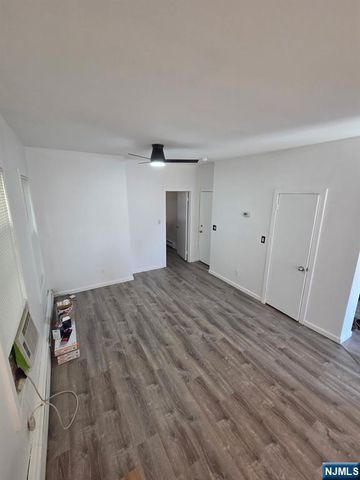 24 Pleasant 1, Clifton, NJ 07013