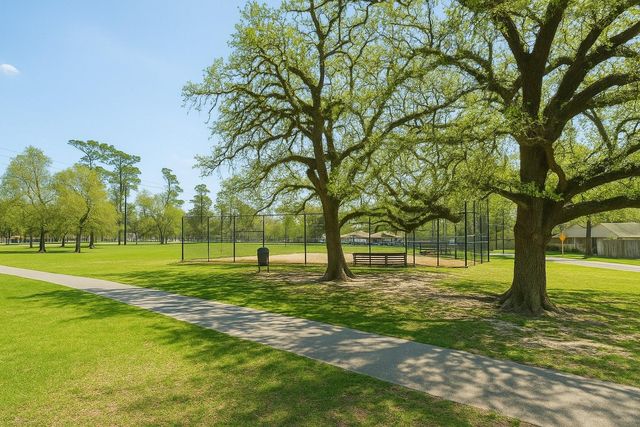 1402 Hewitt Drive, Houston, TX 77018