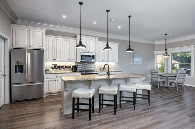 14 Majestic Court, Maumelle, AR 72113