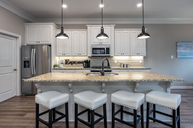 14 Majestic Court, Maumelle, AR 72113