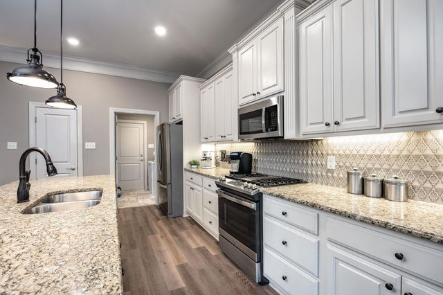 14 Majestic Court, Maumelle, AR 72113