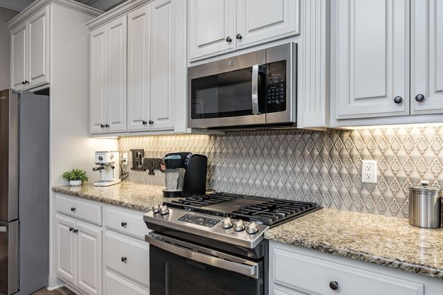 14 Majestic Court, Maumelle, AR 72113