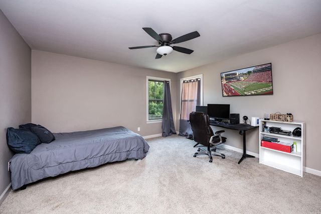 14 Majestic Court, Maumelle, AR 72113