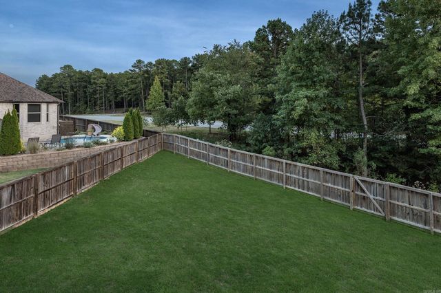 14 Majestic Court, Maumelle, AR 72113