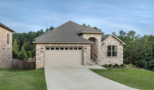 14 Majestic Court, Maumelle, AR 72113