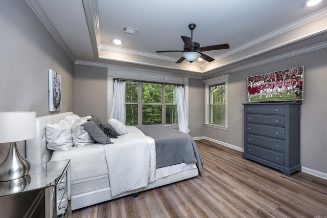 14 Majestic Court, Maumelle, AR 72113