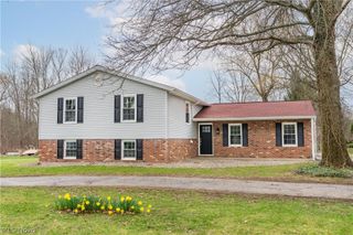 6518 Lorraine Avenue NW, Massillon, OH 44646