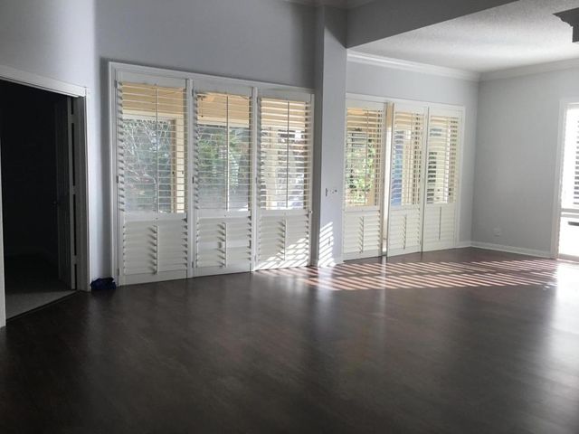 150 Lost Bridge Drive, Palm Beach Gardens, FL 33410