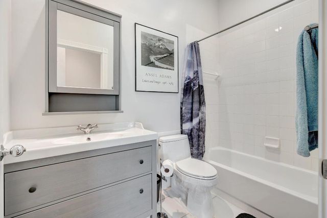 150 Lost Bridge Drive, Palm Beach Gardens, FL 33410