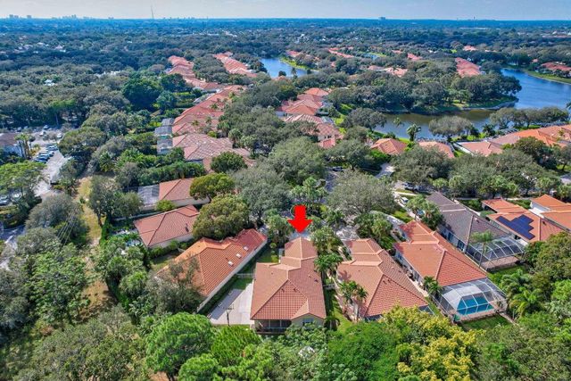 150 Lost Bridge Drive, Palm Beach Gardens, FL 33410