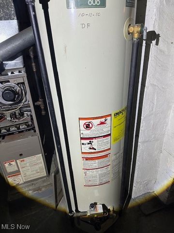 5295 Harvard Avenue, Newburgh Heights, OH 44105