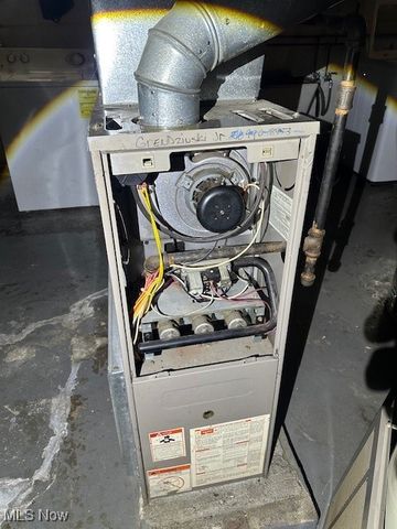 5295 Harvard Avenue, Newburgh Heights, OH 44105