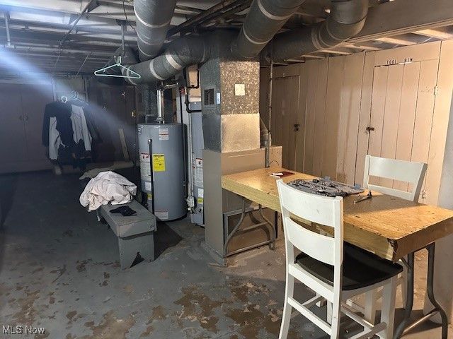 5295 Harvard Avenue, Newburgh Heights, OH 44105