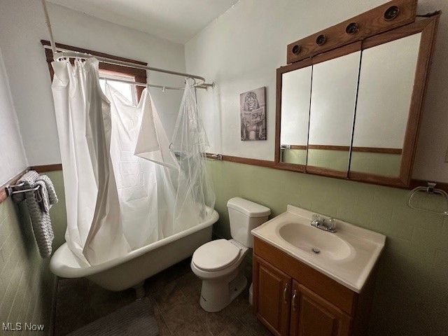 5295 Harvard Avenue, Newburgh Heights, OH 44105