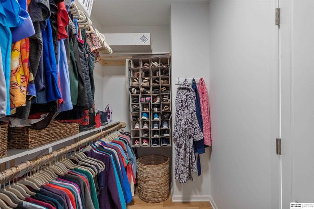 7534 S 101st Street, La Vista, NE 68128