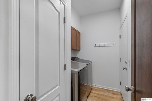 7534 S 101st Street, La Vista, NE 68128