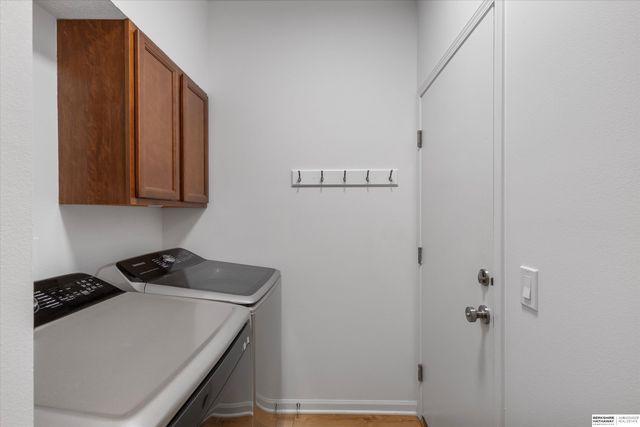 7534 S 101st Street, La Vista, NE 68128