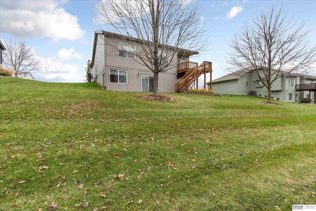 7534 S 101st Street, La Vista, NE 68128