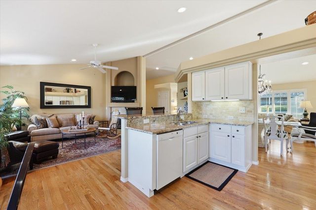 813 N Garry Dr, Liberty Lake, WA 99019