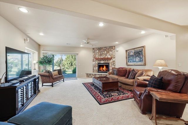 813 N Garry Dr, Liberty Lake, WA 99019