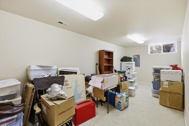 813 N Garry Dr, Liberty Lake, WA 99019