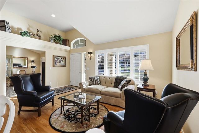 813 N Garry Dr, Liberty Lake, WA 99019