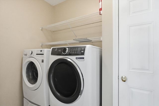 206 Washington St, Northbridge, MA 01534